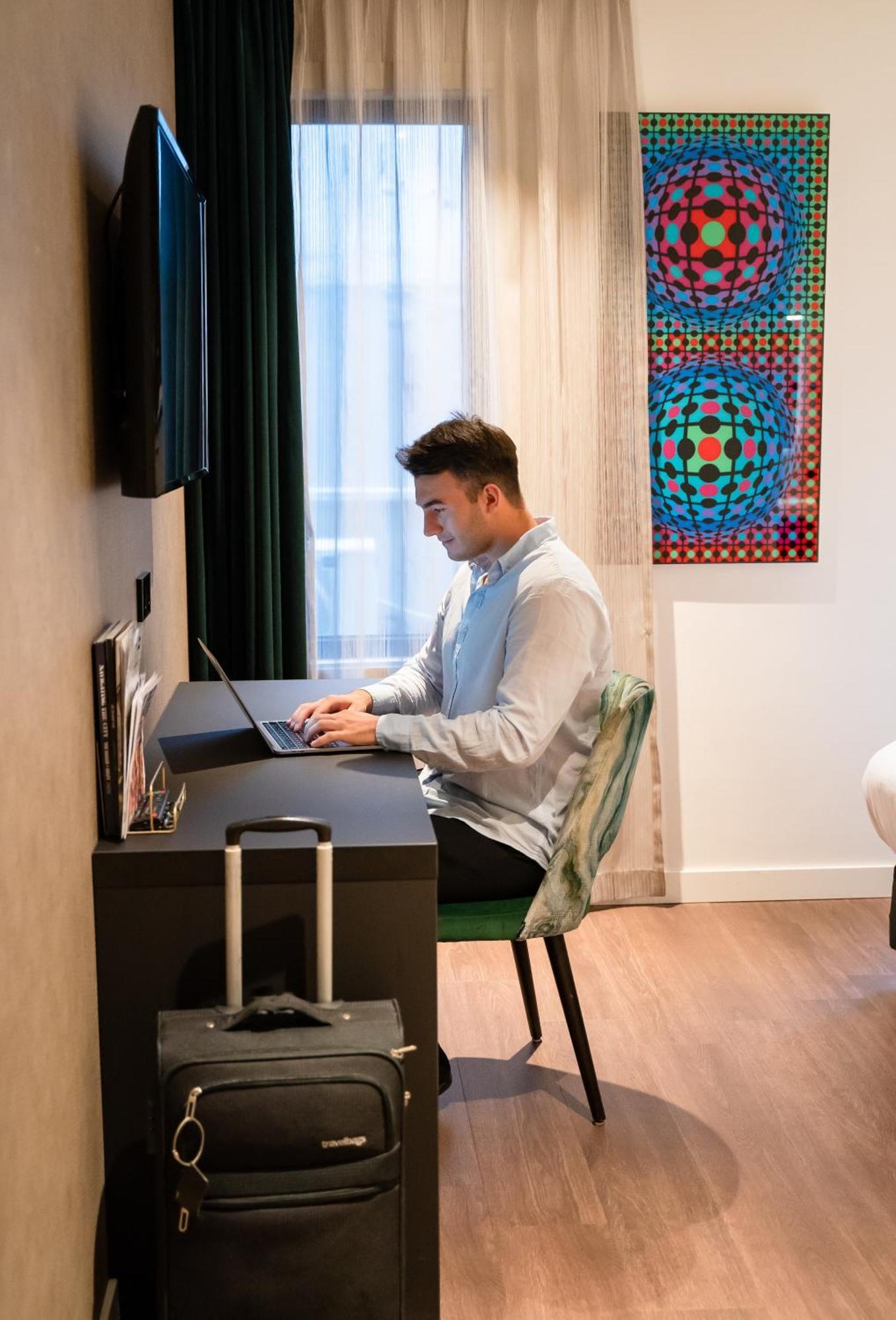 Boutique Hotel Corona Den Haag Bagian luar foto